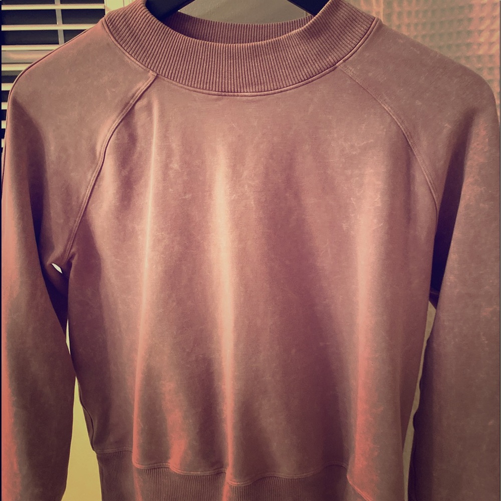 Lululemon sweatshirt size 8
